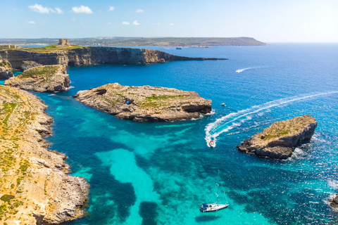 Malta: Prom w obie strony do Błękitnej Laguny Comino z opcją GozoZ Ċirkewwa: Ċirkewwa-Comino Blue Lagoon-Gozo