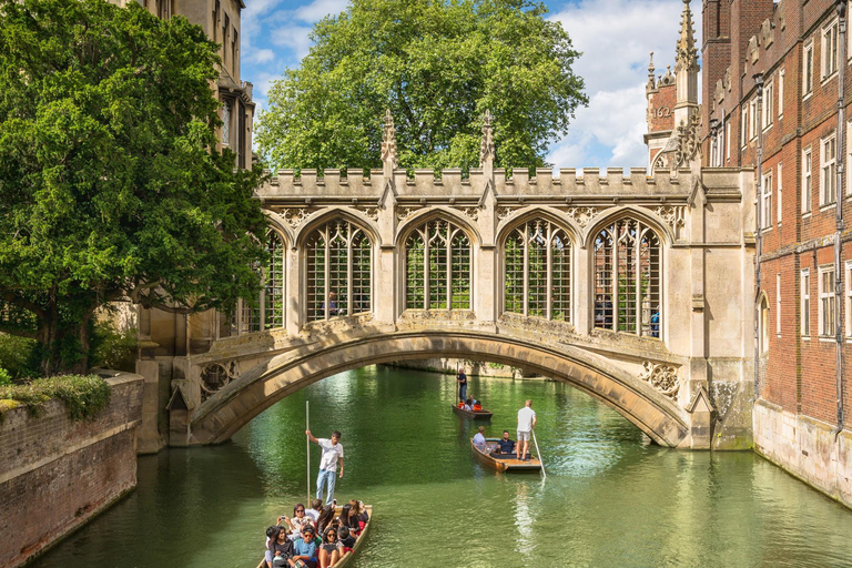London: Cambridge Day Trip with Great St Mary's Church Tower