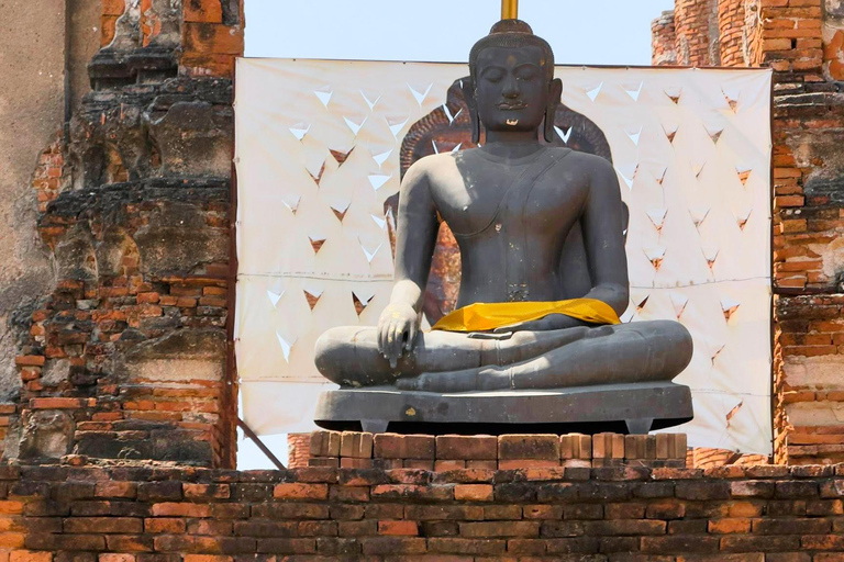 Bangkok: Ayutthaya hidden temples & tuk-tuk tour