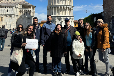 Pisa: Leaning Tower and Miracle Square with a licensed GuideGroup Tour