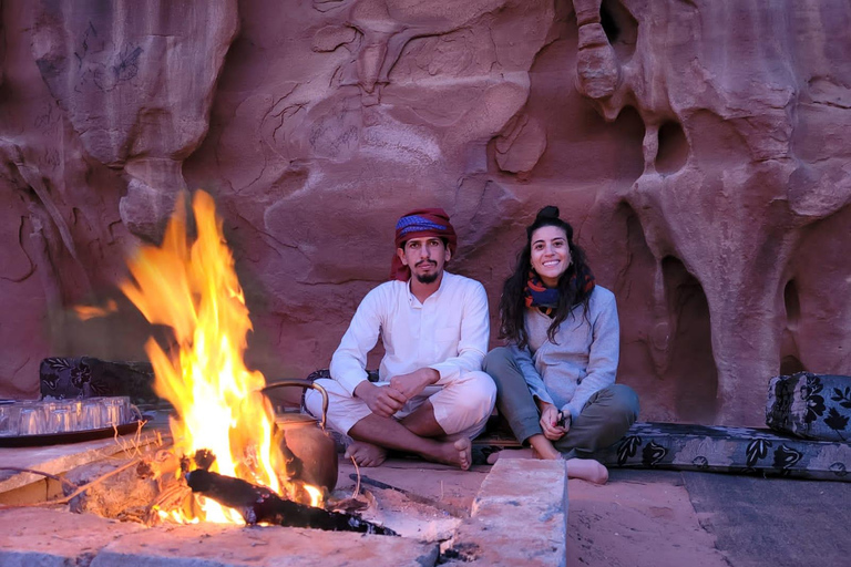 Wadi Rum: 4x4 Sunset Tour with Bedouin Dinner & Camp Stay