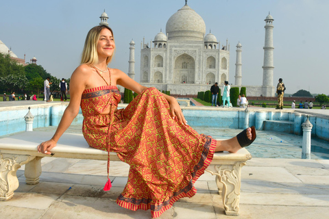 Von Delhi aus: Taj Mahal Sunrise Tour mit Elephant SOS