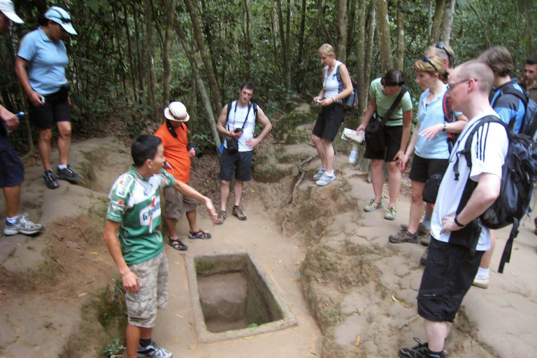 Cu Chi-tunnlarna på eftermiddagen - Privat turCu Chi Tuunel Eftermiddag - Privat tur