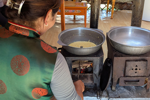 4-Day Authentic Nomadic Family Homestay near the Mini Gobi