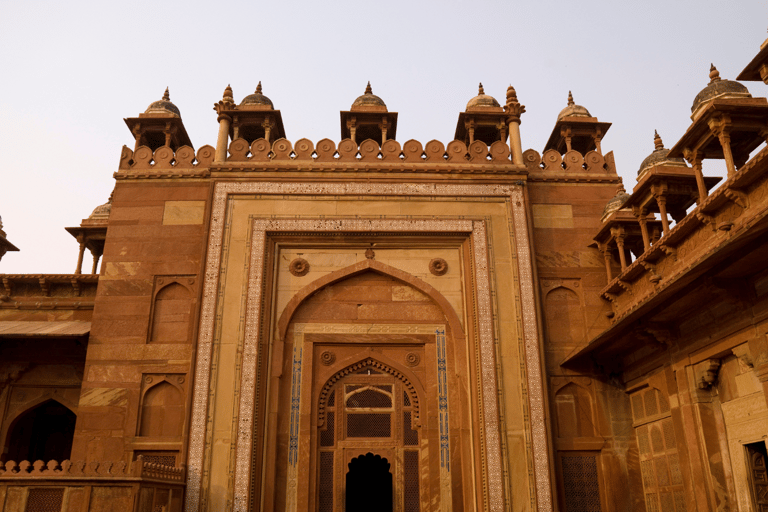 Jaipur do Agry przez abhaneri i Fatehpur Sikri taksówką w jedną stronę