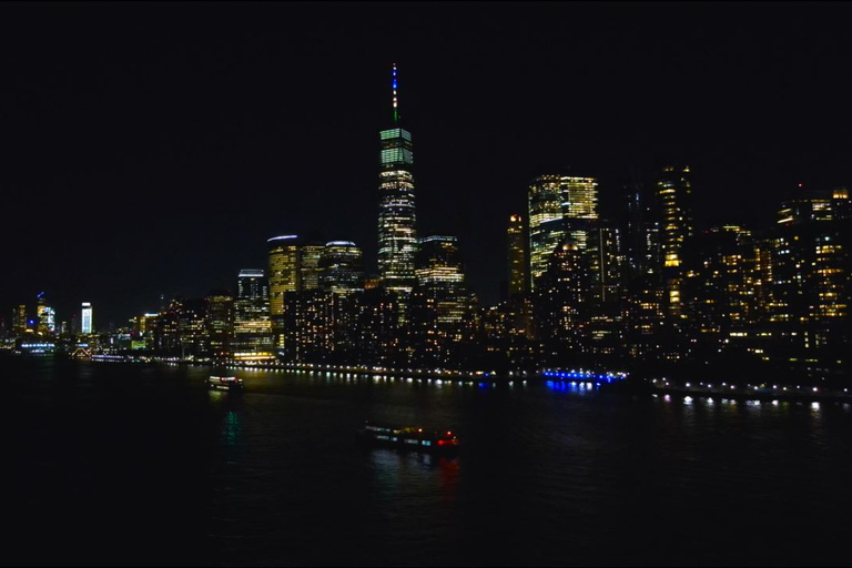 New York: avondrondvaart haven met lichtjes zonder wachten