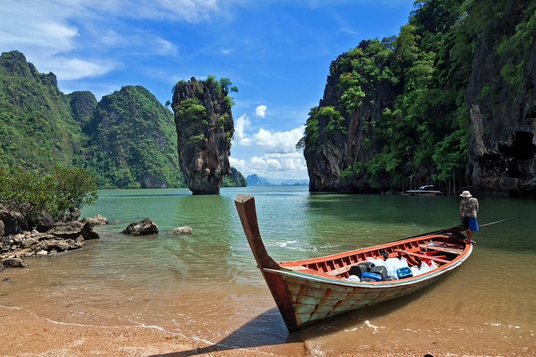 Från Phuket: James Bond Island med longtailbåt