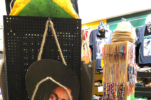 鲍勃·马利九英里之旅（从蒙特哥贝和法尔茅斯出发）鲍勃·马利9英里之旅（从蒙特哥贝和法尔茅斯出发）