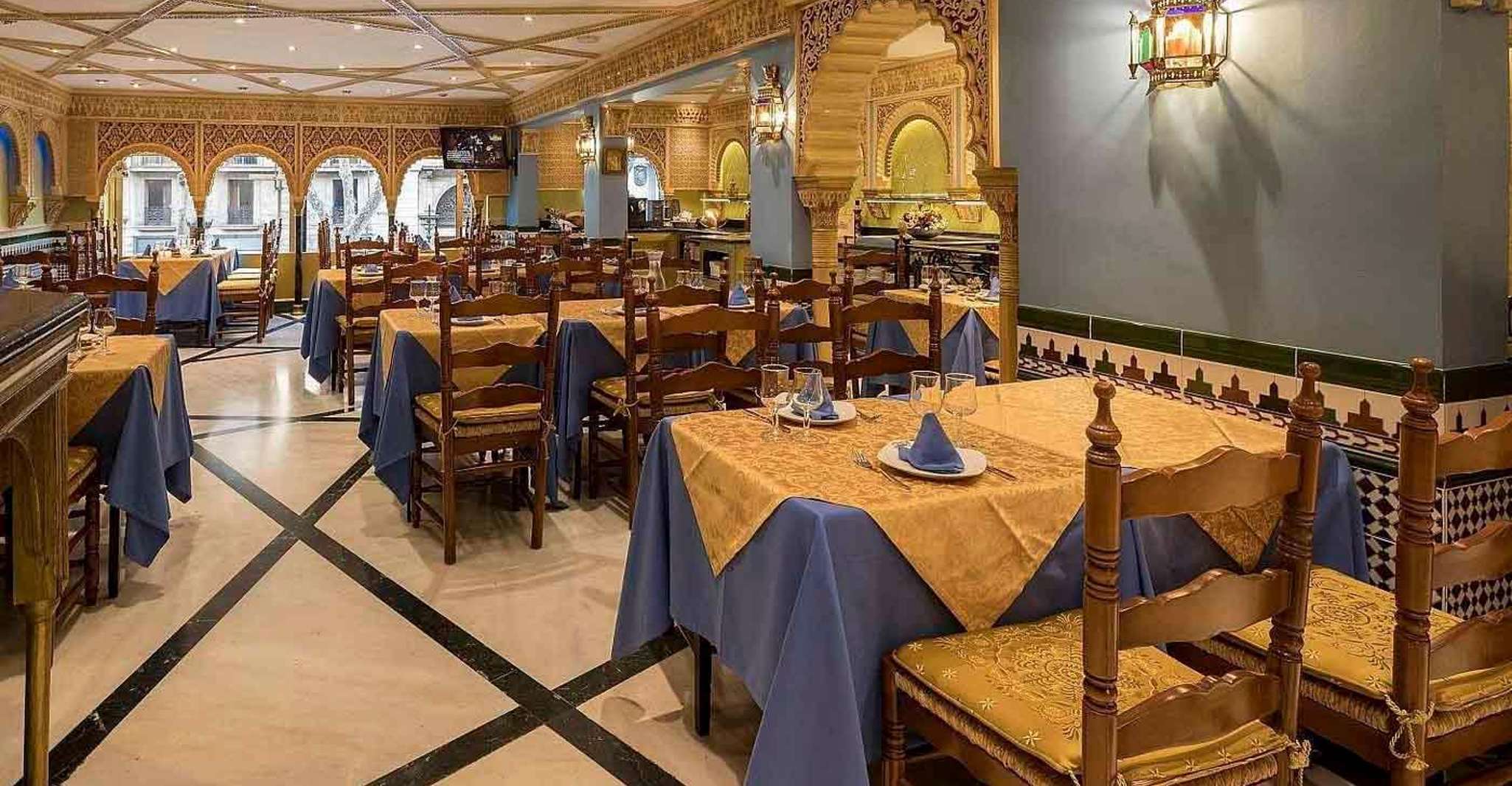 Barcelona: Tablao Flamenco Cordobes with Food/Drink Options photo 10