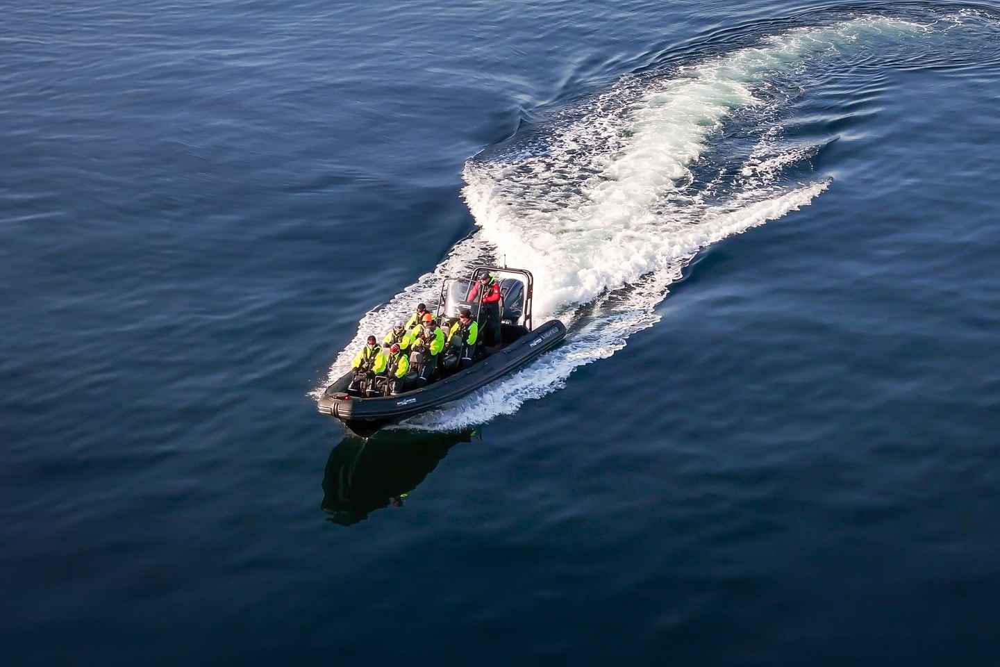 From Stavanger: Lysefjord RIB Boat Tour with Boathouse Visit