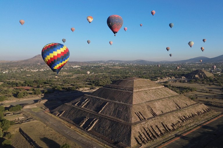 BalloonFlight and TeotihuacanTour w/Breakfast fromMexicoCity Balloon Flight Only