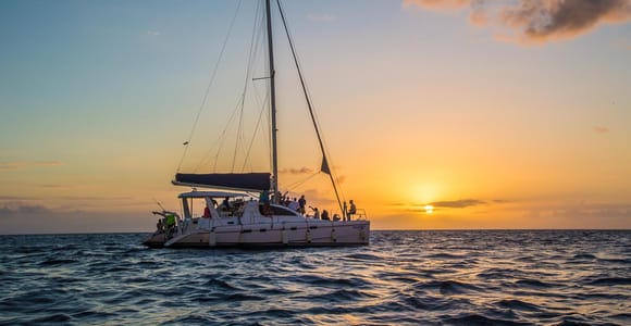Phuket: Coral Island & Sunset Dinner by Sailing Catamaran