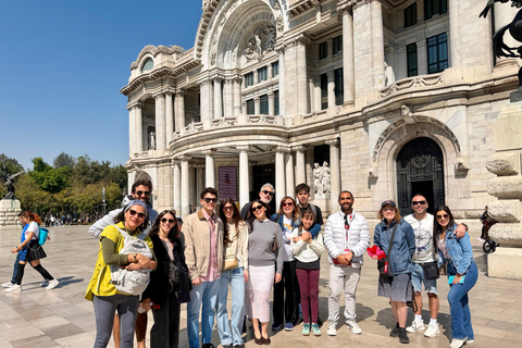Mexico City's Historic Downtown: Walking Tour with a Professional Local Guide Spanish