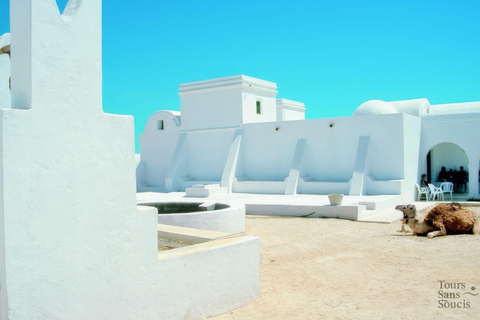 Cultural immersion in Djerba—introduction to pottery, museum, Berber sunset Cultural immersion in Djerba – introduction to pottery, museum, Berber sunset