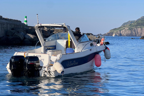 Flores: Caves, Waterfalls and Snorkelling