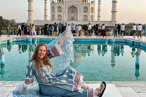 De Délhi: Tajmahal Sunrise e Agra Day Tour em carro particularTour com carro Ac + refeições + ingressos para monumentos + guia de turismo