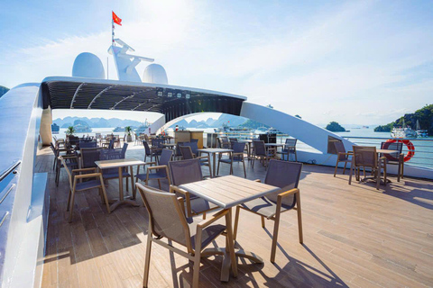 Ha Long Bay: Leona Cruise 6 Star Day Ship with Lunch