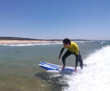Lisbon: Surfing Lesson on Costa de Caparica Beach