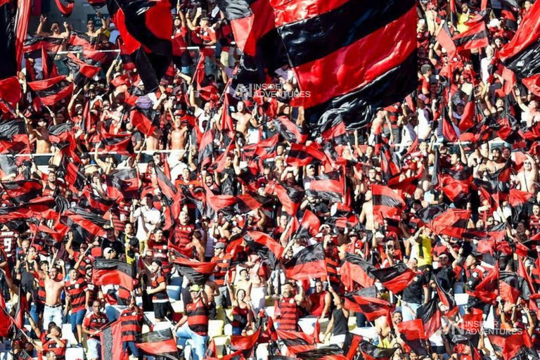 PARTIDO DE FÚTBOL EN EL RÍO MARACANÁ CON TICKET DE ENTRADA Y TRANSPORTE