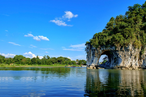 Guilin: 1-Day Small Group Tour with Entry Tickets