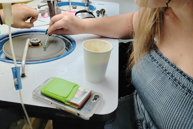 Bogota: Authentic Emerald Carving Workshop with an Artisan