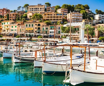 Mallorca: Sóller and Port of Sóller Train and Tram Tour