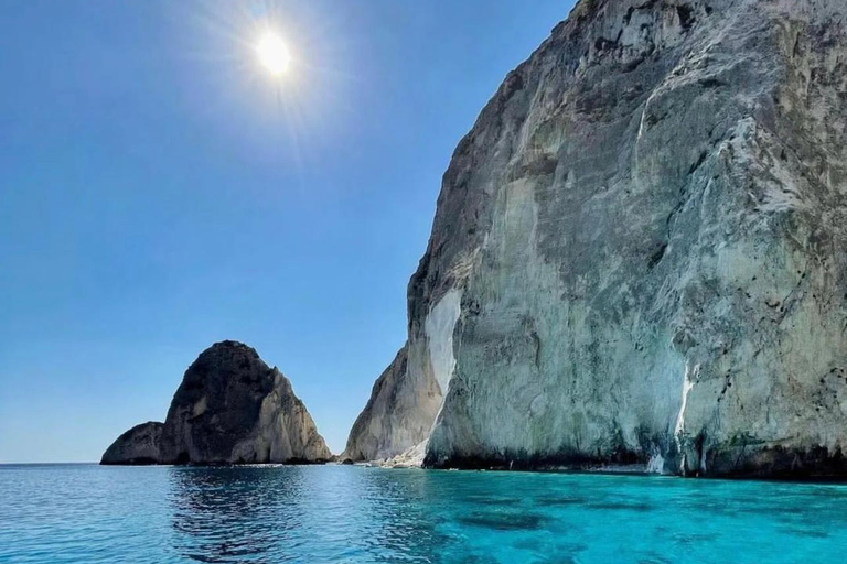 ZAKYNTHOS : Boat Rentals without captain ⭐️ 3hours~Turtle island - Keri caves - Mizithres beach