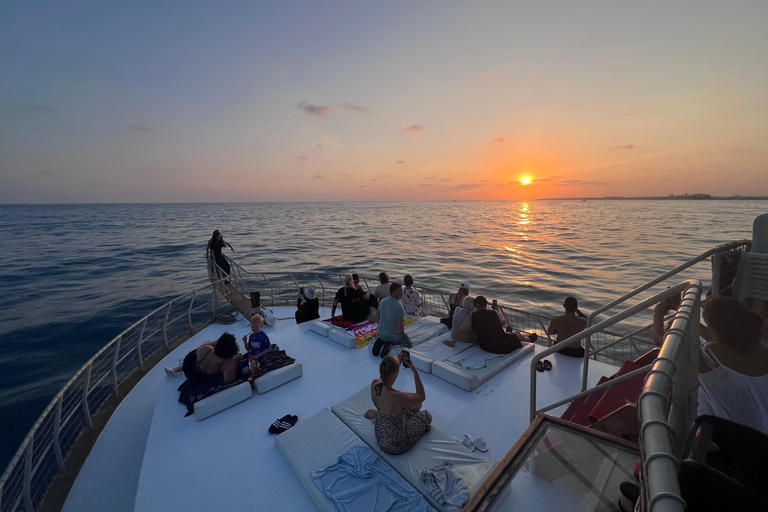Side: Sunset River Cruise with Dinner and Hotel Transfer Private Sunset Cruise Tranfer Dinner Included