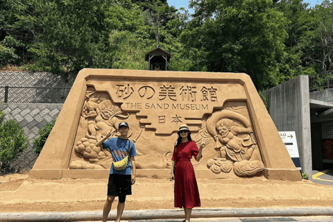 Tottori: Private Tour to Sand Dunes, Museum & Hakuto Coast