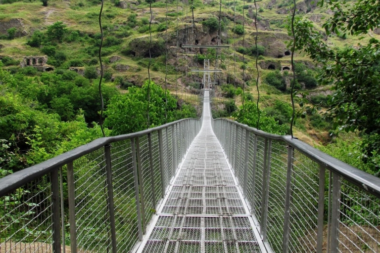 Aventura asombrosa: Karahunj, Puente del Diablo y Khndzoresk