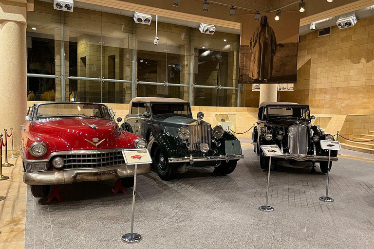 Riyadh tour: historical landmarks and traditional experience