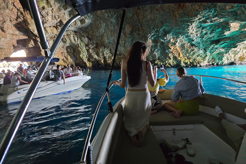 Tour en barco a la Cueva Azul, la Dama de las Rocas y Mamula