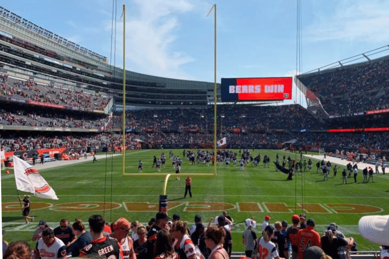 Chicago: Biljett till Chicago Bears fotbollsmatch på Soldier FieldPremium-sittplatser