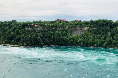 Cataratas do Niágara: Tour c/ Torre, Viagem e Cruzeiro de BarcoEpic Niagara Falls Tour c/ Torre, Viagem e Cruzeiro de Barco