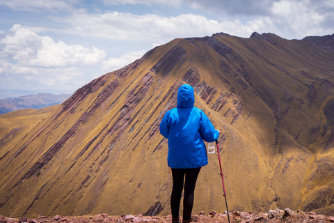 Cusco: Pallay Punchu Rainbow Mountain Full-Day Tour & Meals