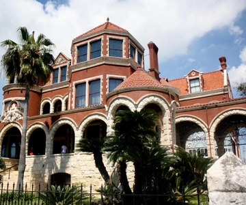 Ingresso para a Moody Mansion e tour guiado por você mesmo