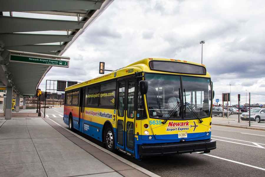 Manhattan: Bustransfer vom/zum Flughafen Newark. Foto: GetYourGuide