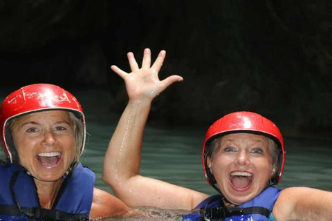 Puerto Plata: Excursão às Cachoeiras de Damajagua com almoçoPuerto Plata: Excursão às Cataratas de Damajagua com almoço