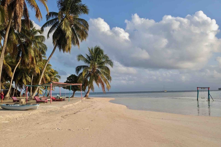 3 Days: Over-Water Cabin in San Blas+Meals+Tour Guna Yala: 3-Day Over-Water Cabin Stay with Meals and Tour