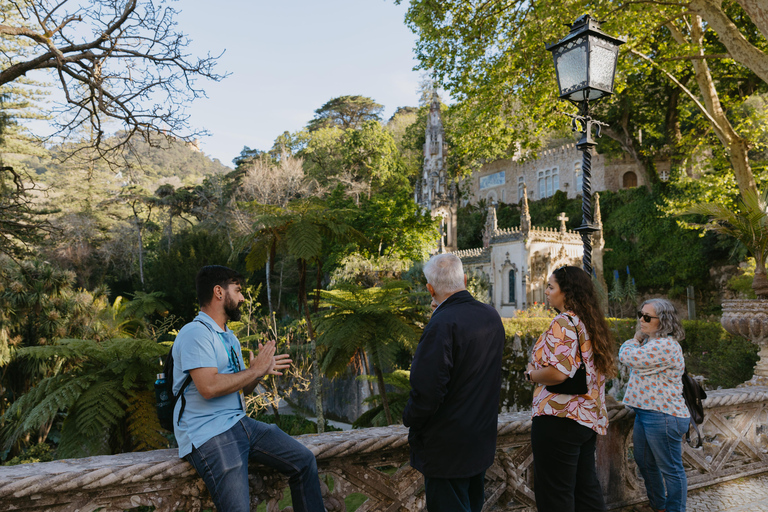 Sintra: Biglietto d'ingresso per Quinta da Regaleira e tour guidatoTour in portoghese