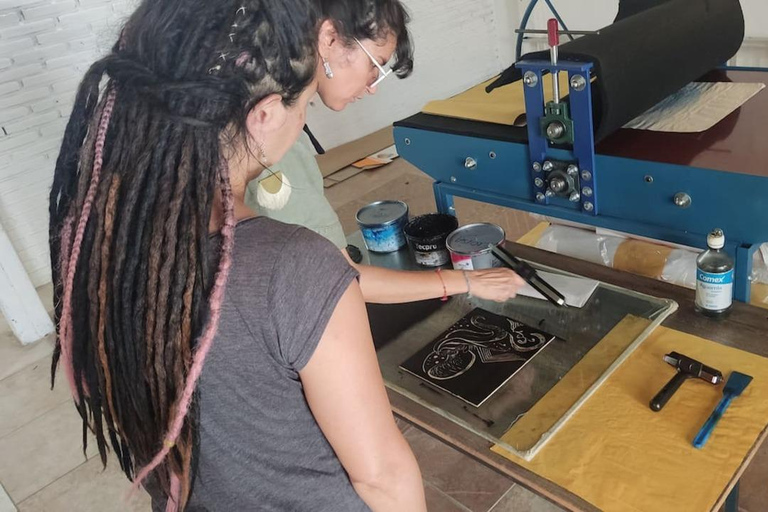 Learn wood engraving techniques in Oaxaca City
