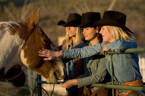 Las Vegas: Grand Canyon in elicottero e avventura in un ranch westernLas Vegas: Avventura in elicottero nel Grand Canyon e ranch western