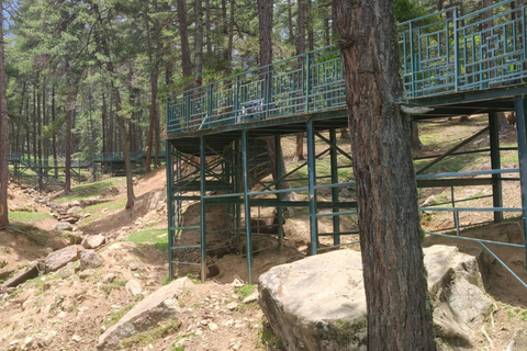 7-Days in Bhutan with River Rafting, Farm Lunch & Stone Bath
