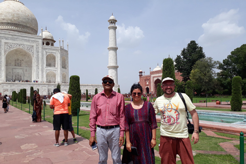 泰姬陵与阿格拉堡之旅（含标志性摄影环节）探索泰姬陵（仅限导览）