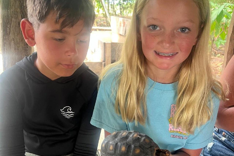 Puerto Plata: Watching Wild Primates and Botanical Hiking