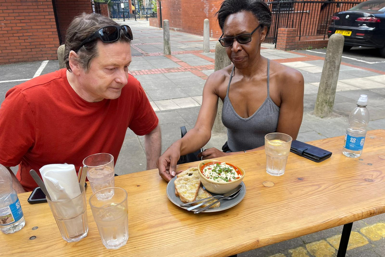 Manchester: Private Foodtour mit einem ortskundigen Guide