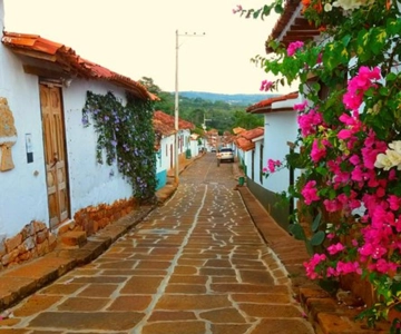 SAN GIL: CITYTOUR A BARICHARA E GUANE