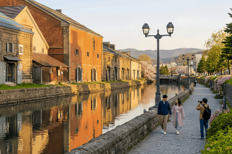 Hokkaido: Otaru's classic coastline one-day roam 8:10 am meet at JR Sapporo Station North exit