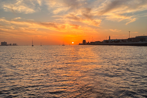 Sunset aboard a sailboat in Lisbon! Sunset aboard a sailing boat in Lisbon!