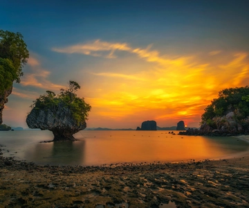 Krabi: Hong Island & Ko Pak Bia Tour with Sunset Dinner